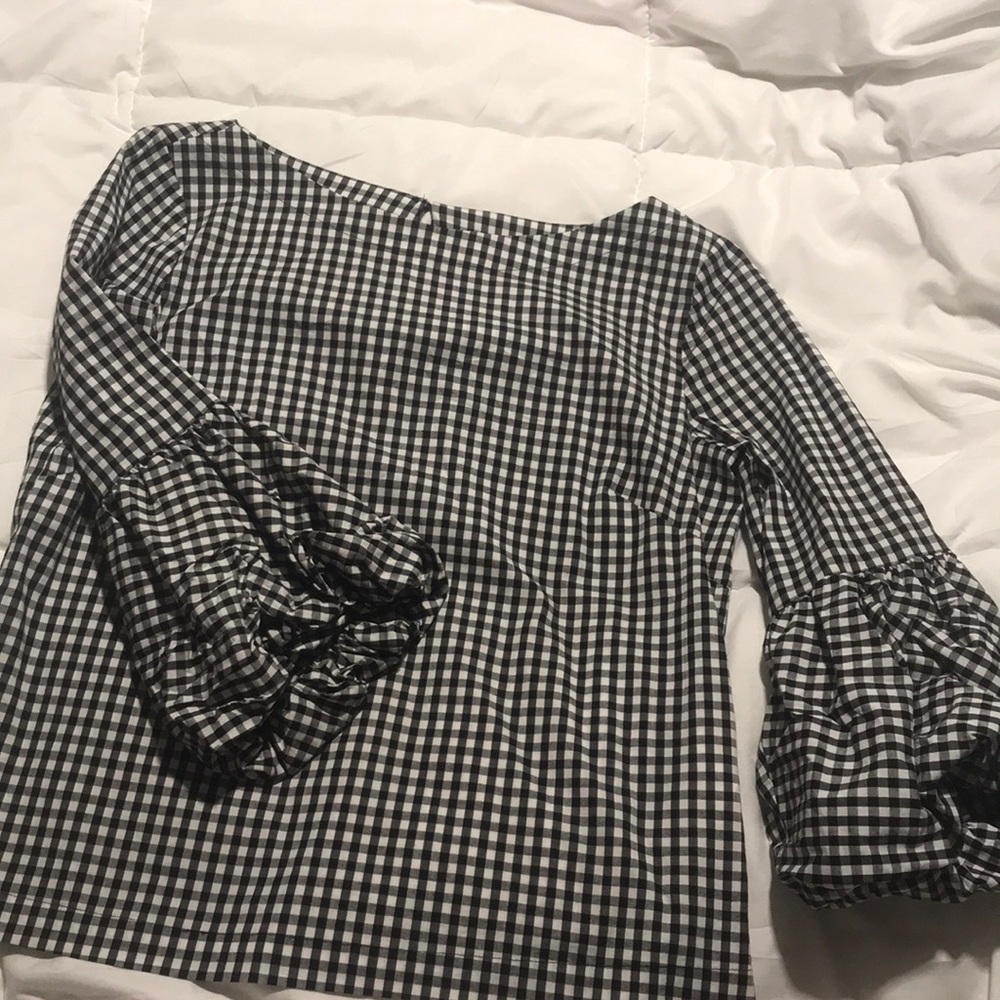 Bell sleeve gingham blouse